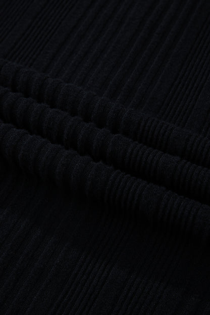 Schwarzes geripptes, farbiges, schulterfreies langarm-minikleid