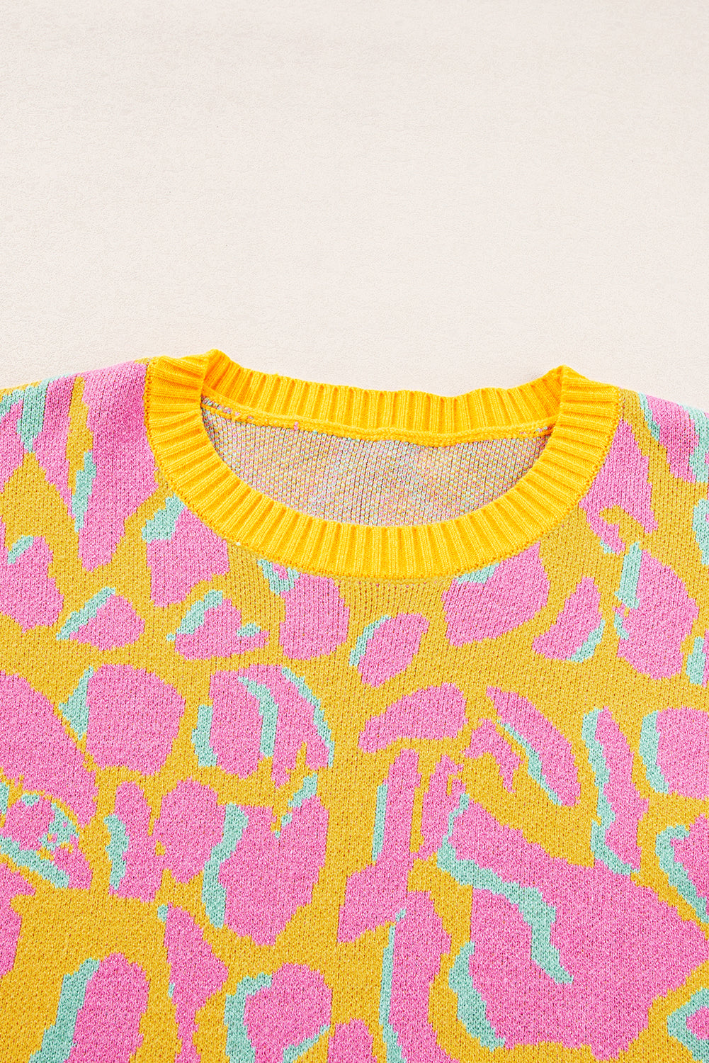 Vitality orange abstrakte druck gerippte trim baggy pullover