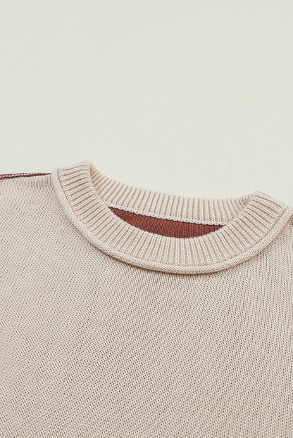 Kaffee colorblock pullover mit gerippten ärmeln und zierleisten