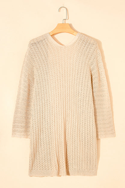 Khakifarbene strickjacke mit ausgehöhlten ärmeln und armbändern