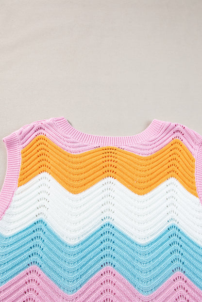 Mehrfarbig gestreifte colorblock strickweste mit wellenschliff