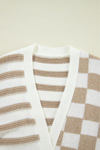 Rauchgrauer gestreifter gingham-strickcardigan mit offener vorderseite