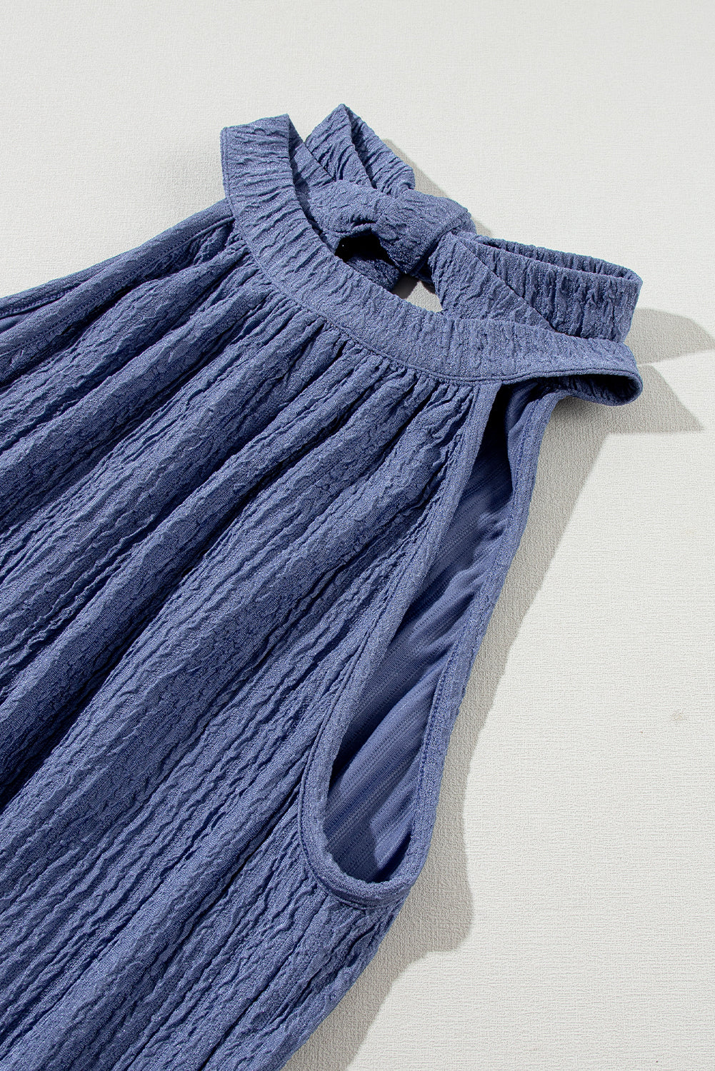 Bluing knot zurück hohen hals crinkle strukturierte romper