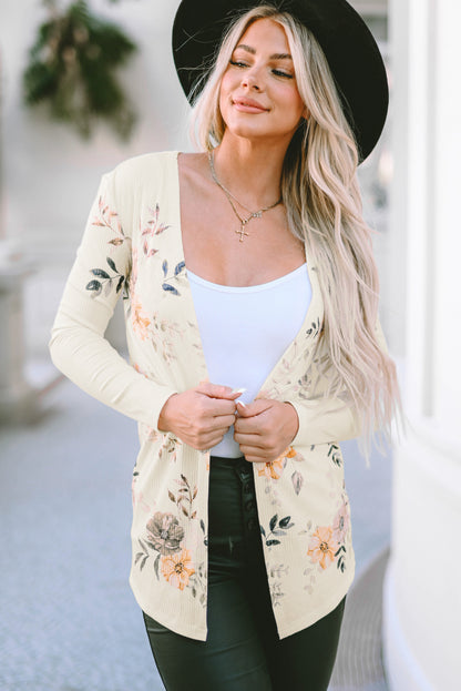 Aprikosenfarbener blumendruck rippenstrick strickjacke mit schmalem schnitt