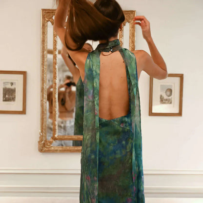 Halterneck-abendkleid mit ausschnitt und figurbetonter passform für damen