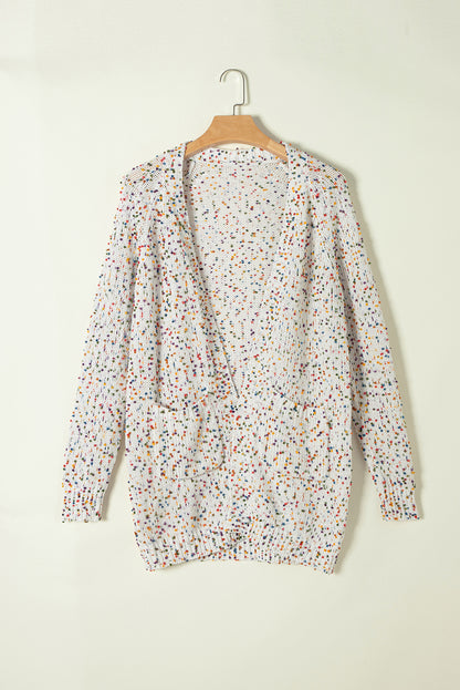 Weiße regenbogen-popcorn-sprenkel strickjacke mit offener vorderseite