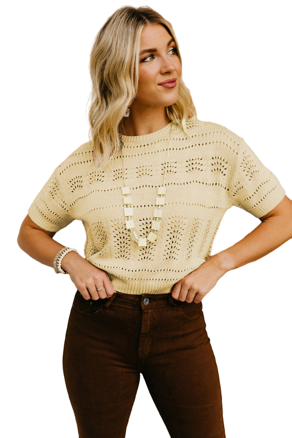 Beige gestrickter kurzarm-kropfpullover