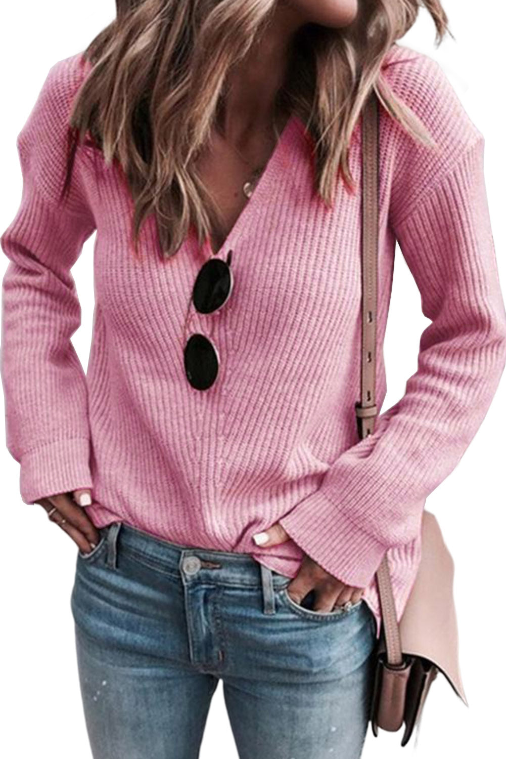Rosa pullover mit v-ausschnitt aus rippenstrick