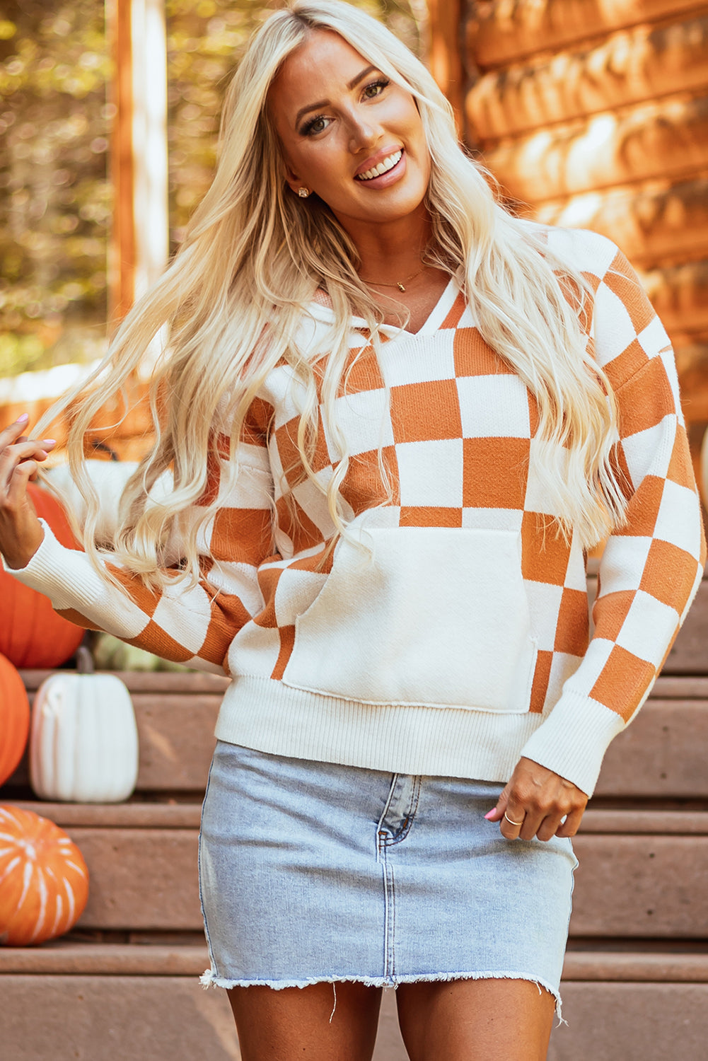 Gold flame checkered split neck kontrast kängurutasche kapuzenpullover