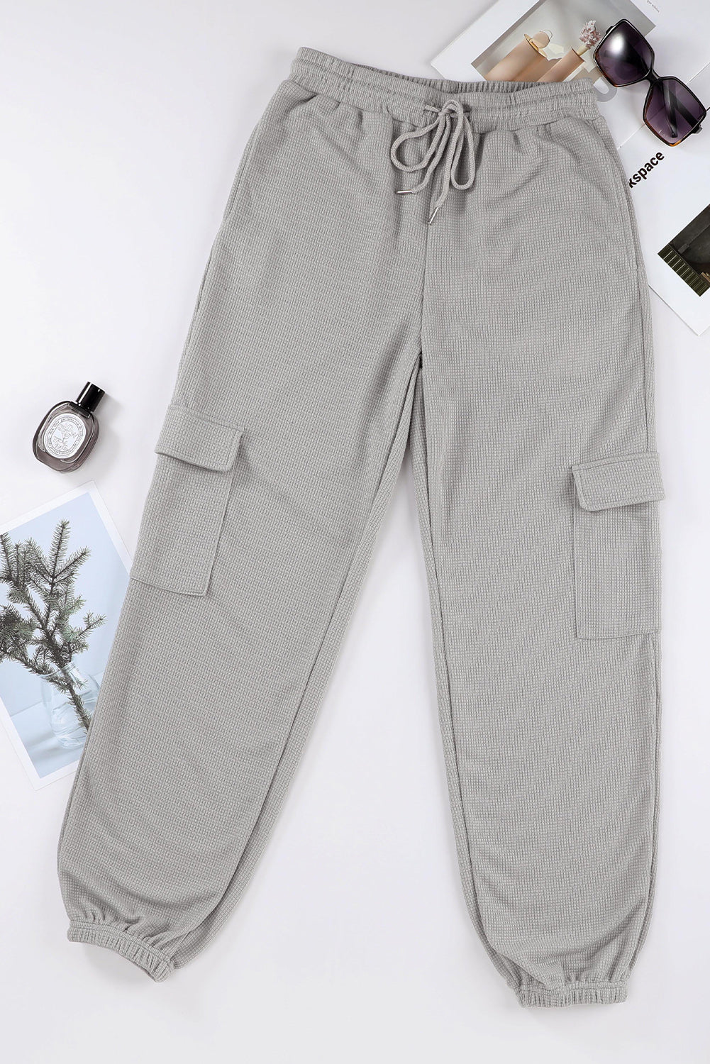 Graue waffelstruktur cargo-taschen-jogger-hose