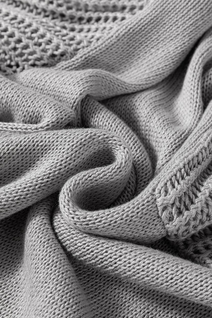 Hellgraues durchbrochenes kapuzenpullover-top mit kurzen ärmeln und kordelzug