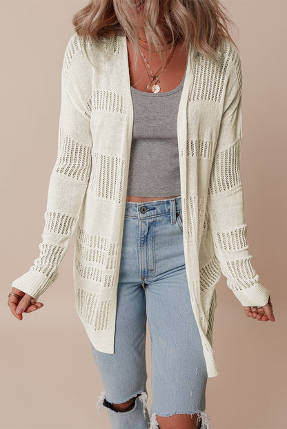 Weiße, einfarbige, leichte, offen gestrickte tunika-strickjacke