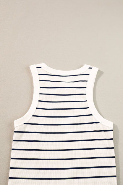 Weißes gestreiftes rippenstrick-tank-minikleid