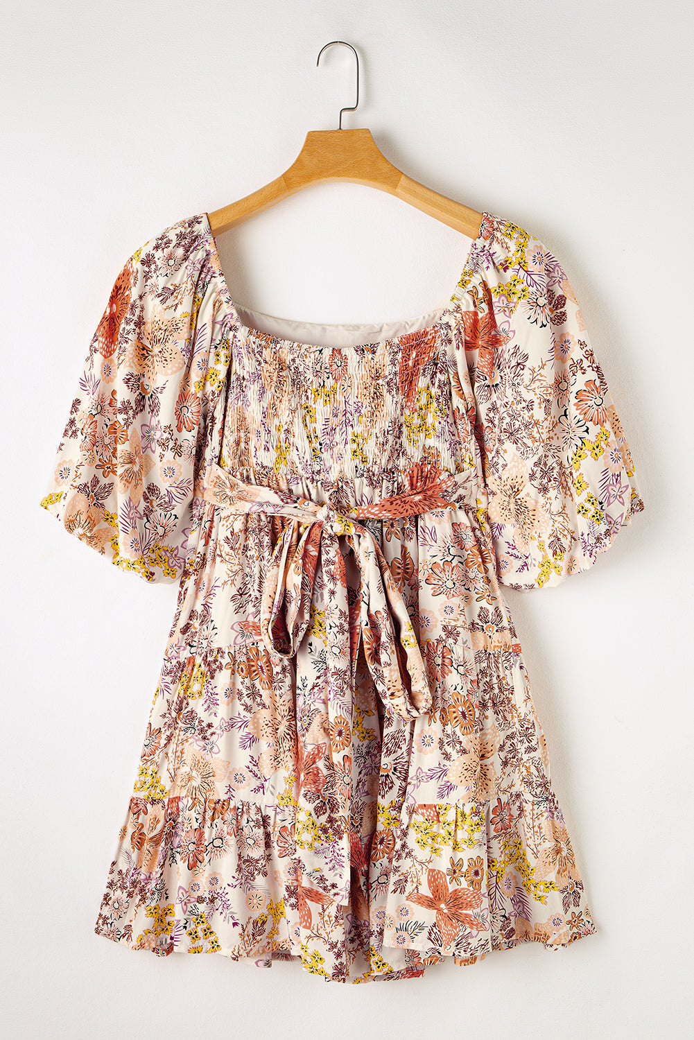Khaki floral kurzarm minikleid mit quadratischem ausschnitt