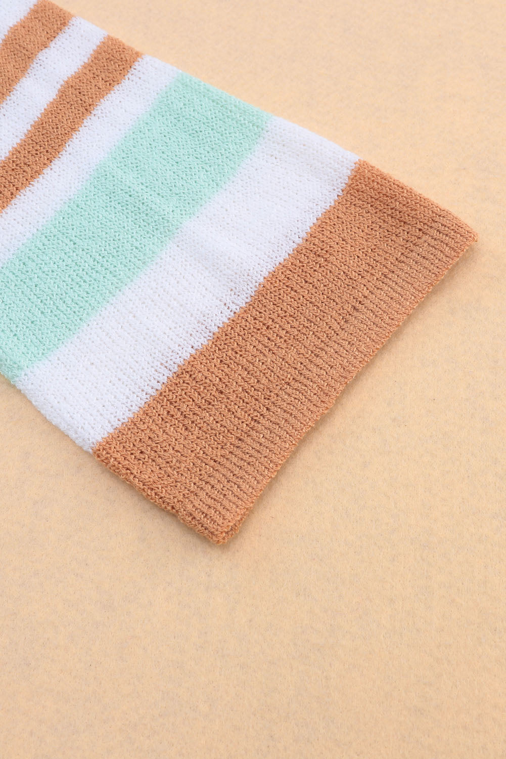 Mehrfarbiger colorblock-streifen langärmeliger geteilter pullover