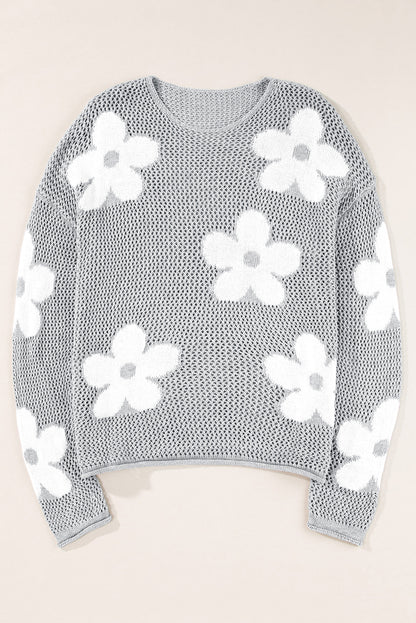 Hellgrauer pullover mit großer blume, hohl gestrickt und schulterfrei