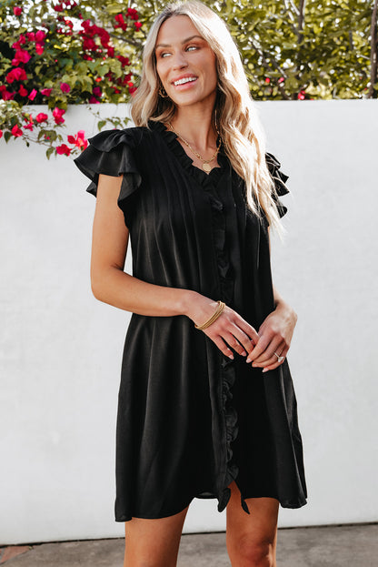 Schwarzes Shiftkleid mit Rüschenärmeln und V-Ausschnitt mit Rüschen