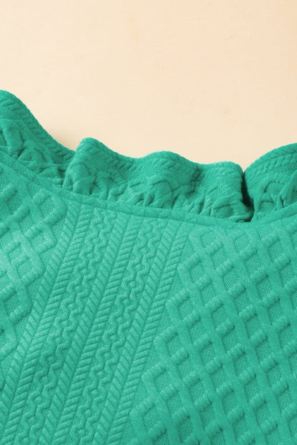 Seegrünes strukturiertes minikleid mit puffärmeln und gerafftem v-ausschnitt