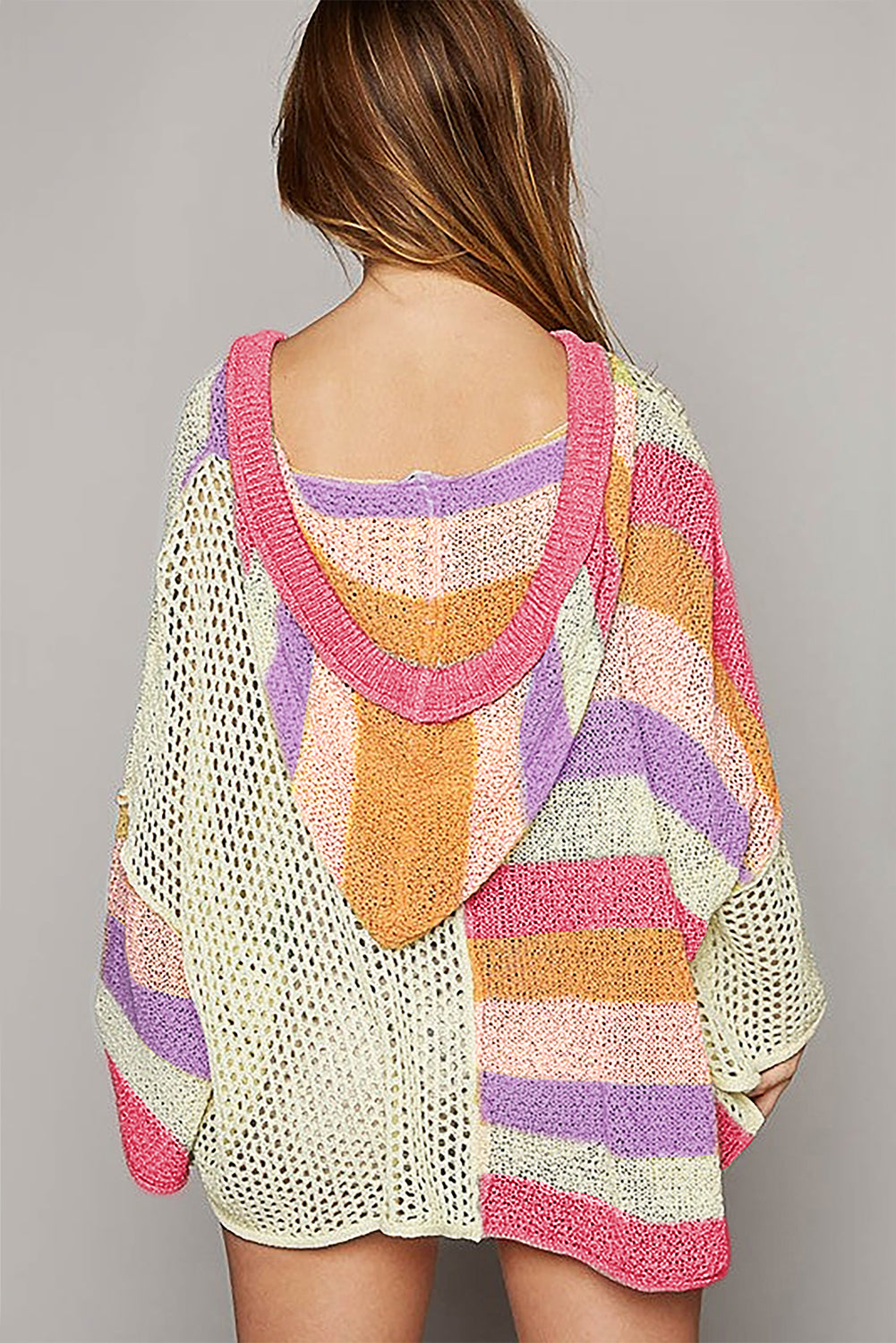 Rosa übergroßer colorblock-pullover mit v-ausschnitt und kapuze