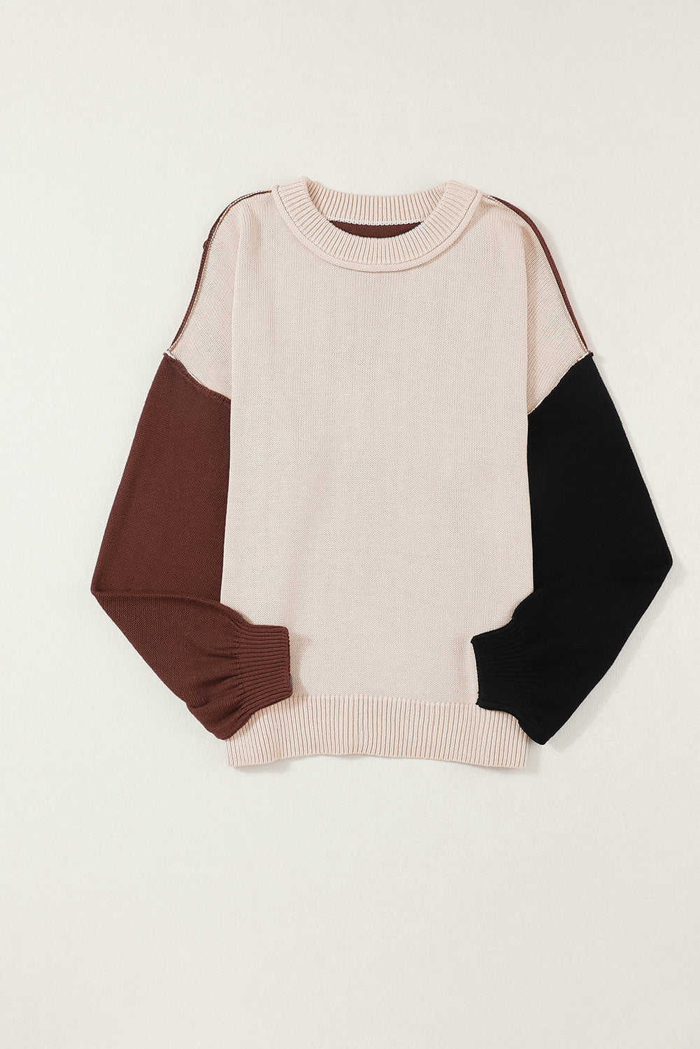 Kaffee colorblock pullover mit gerippten ärmeln und zierleisten