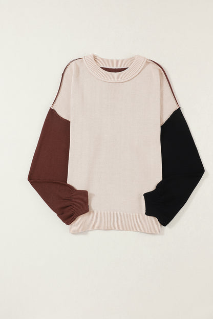 Kaffee colorblock pullover mit gerippten ärmeln und zierleisten