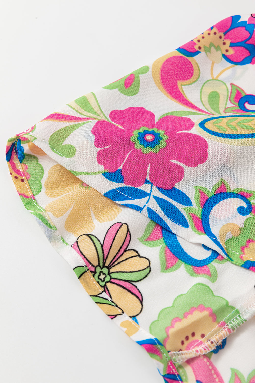 Rosenrotes gestreiftes Maxikleid mit selbstbindenden Trägern und Blumenmuster