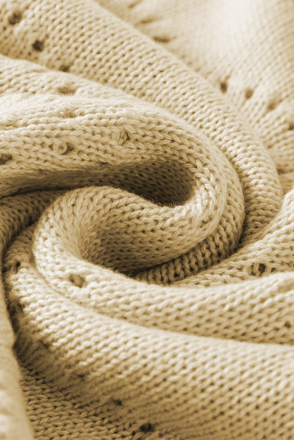 Beige gestrickter kurzarm-kropfpullover