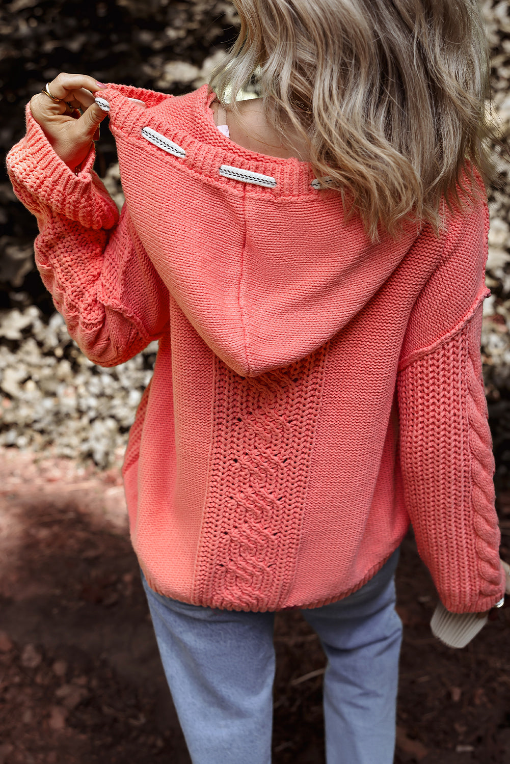 Gold flame cable knit v neck kontrast pullover mit kapuze und kordelzug