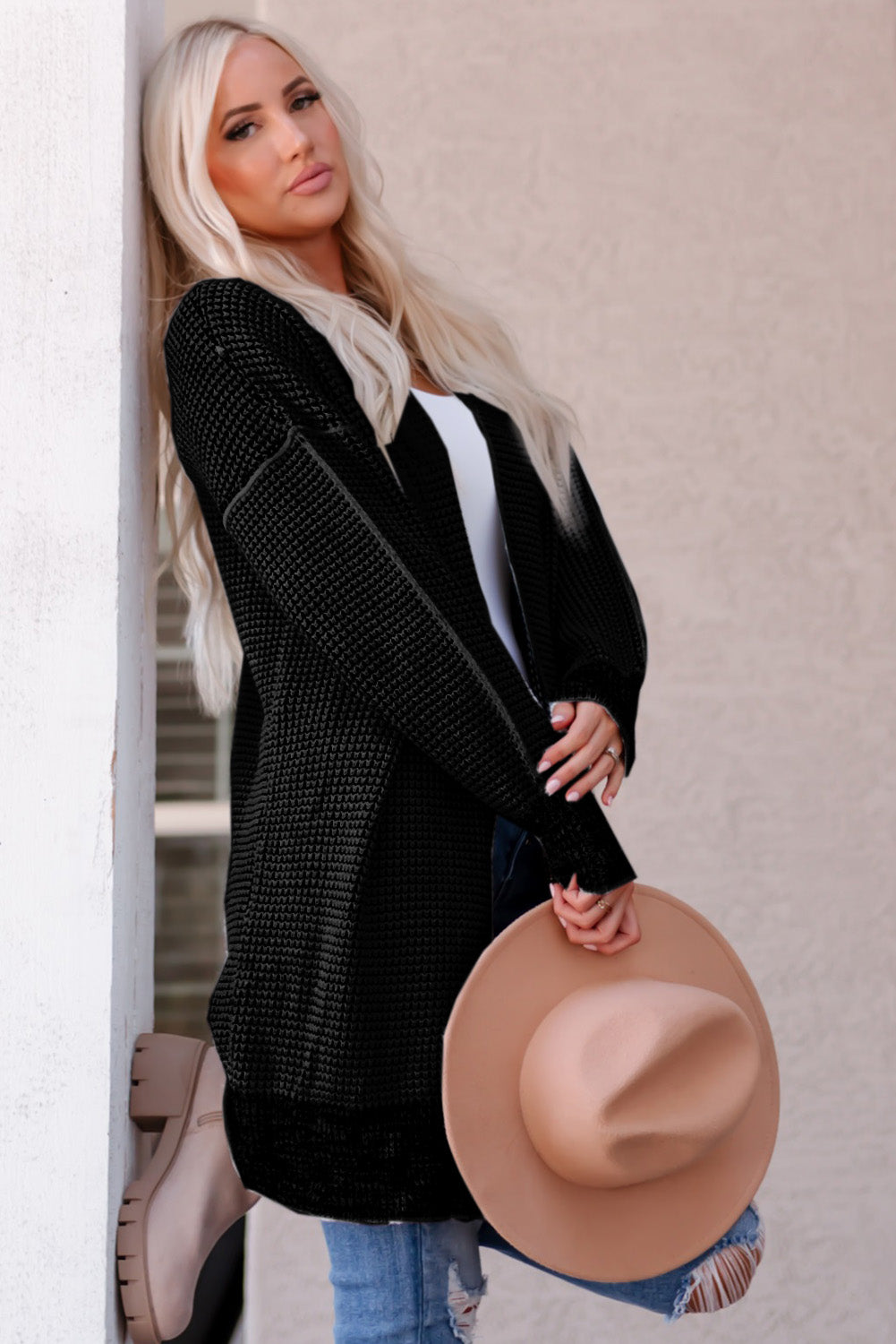 Schwarz karierter strickcardigan mit offener vorderseite