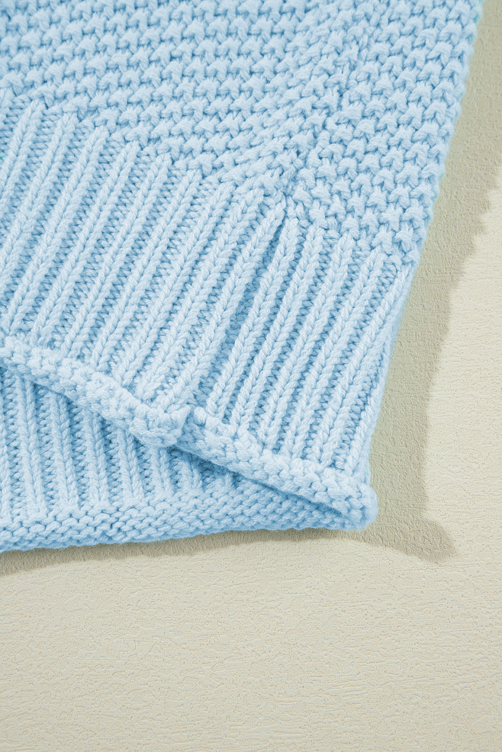 Island blau hochgeschlossener fledermaus-kurzarmpullover