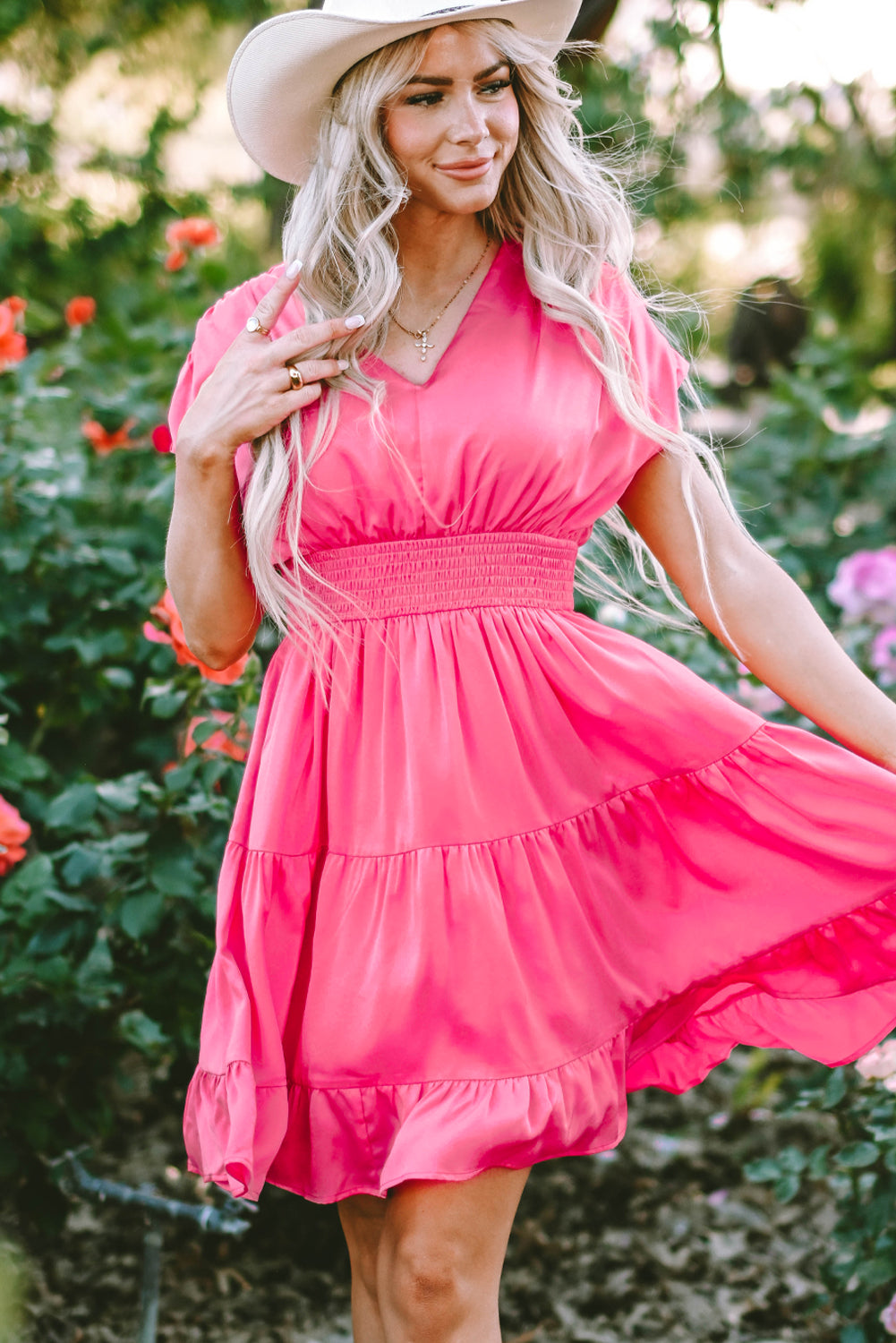 Strawberry pink geraffte ärmel v-ausschnitt smock taille gerafftes kleid