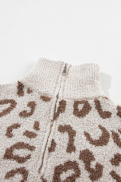 Grauer pullover mit tiermuster und reißverschluss mit kragen