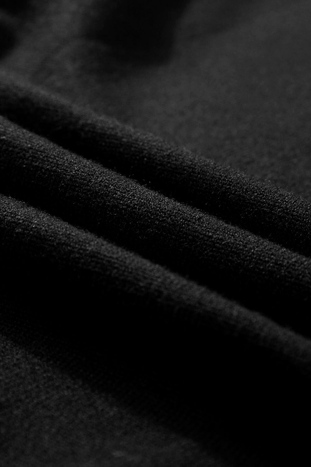 Schwarzer rand paspel geraffte ärmel rundhalsausschnitt stricken t shirt