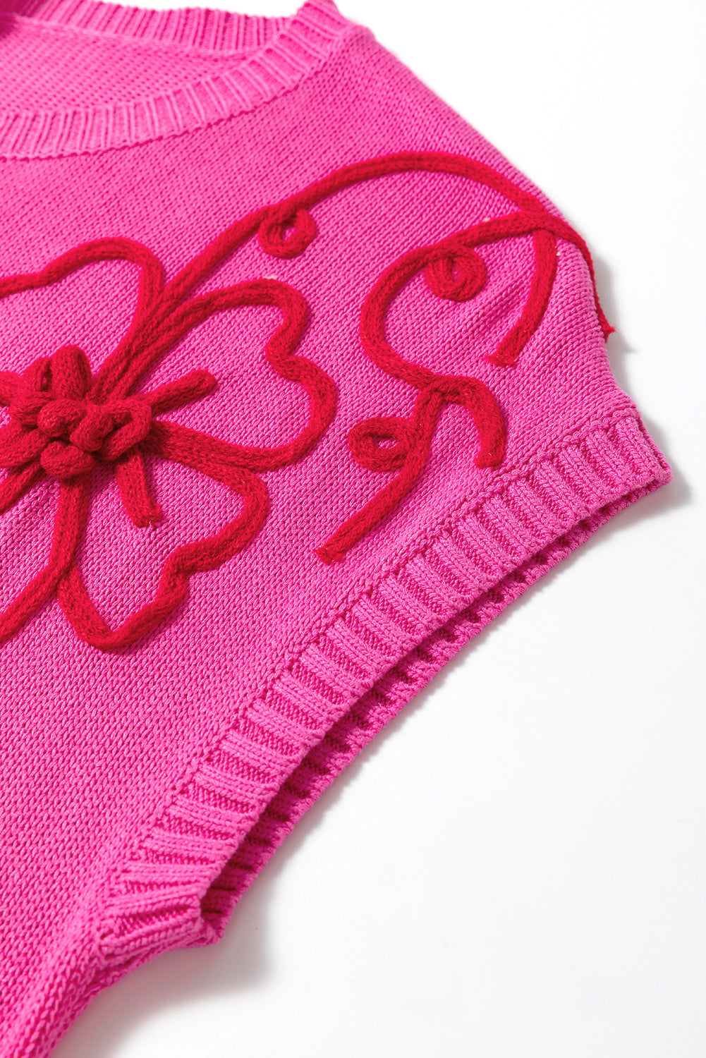 Leuchtend rosa blumenstickerei kurzarm-strickoberteil