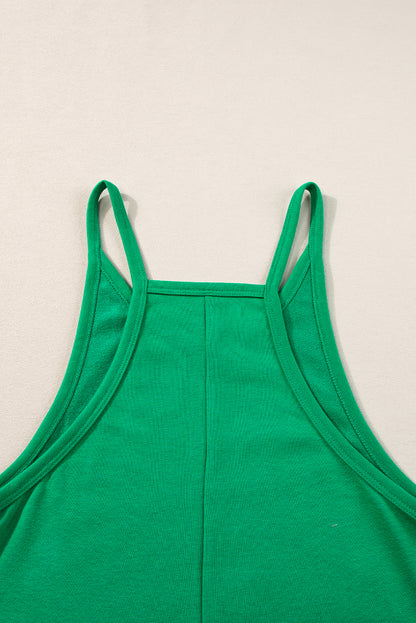 Hellgrüner ärmelloser jersey-strampler mit v-ausschnitt und taschen