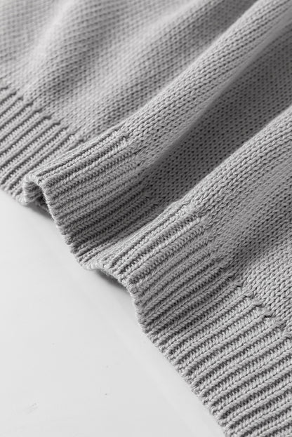 Hellgraues durchbrochenes kapuzenpullover-top mit kurzen ärmeln und kordelzug