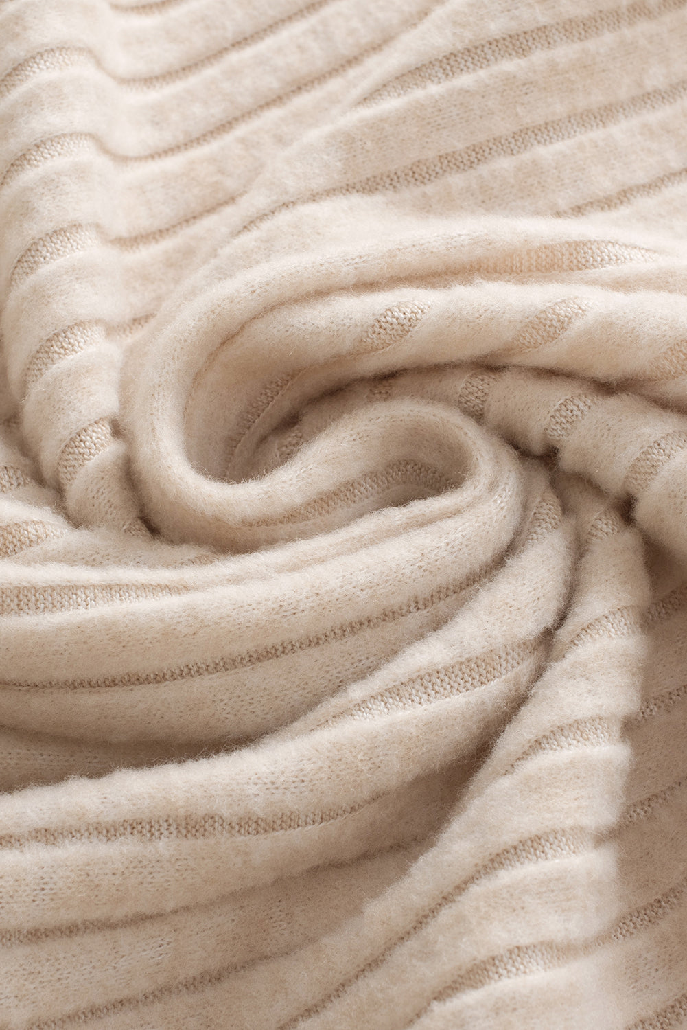 Pergamentfarbener gerippter kurzarm-overall mit weitem bein