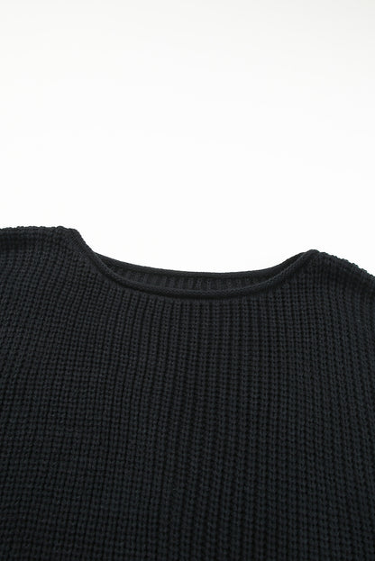 Schwarzer geblümter häkelglocken-pullover mit lockeren ärmeln