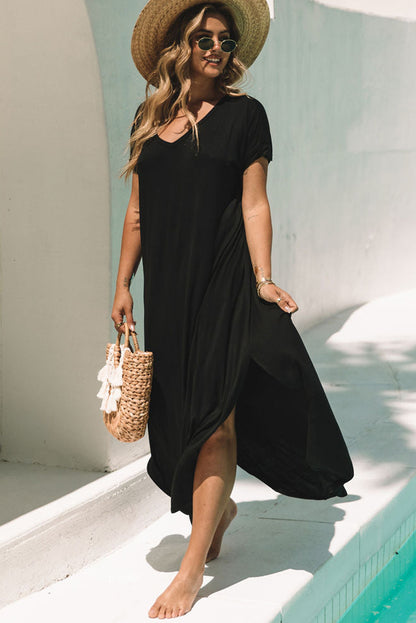 Schwarzer v-ausschnitt mit versteckten taschenschlitzen maxi-t-shirt-kleid