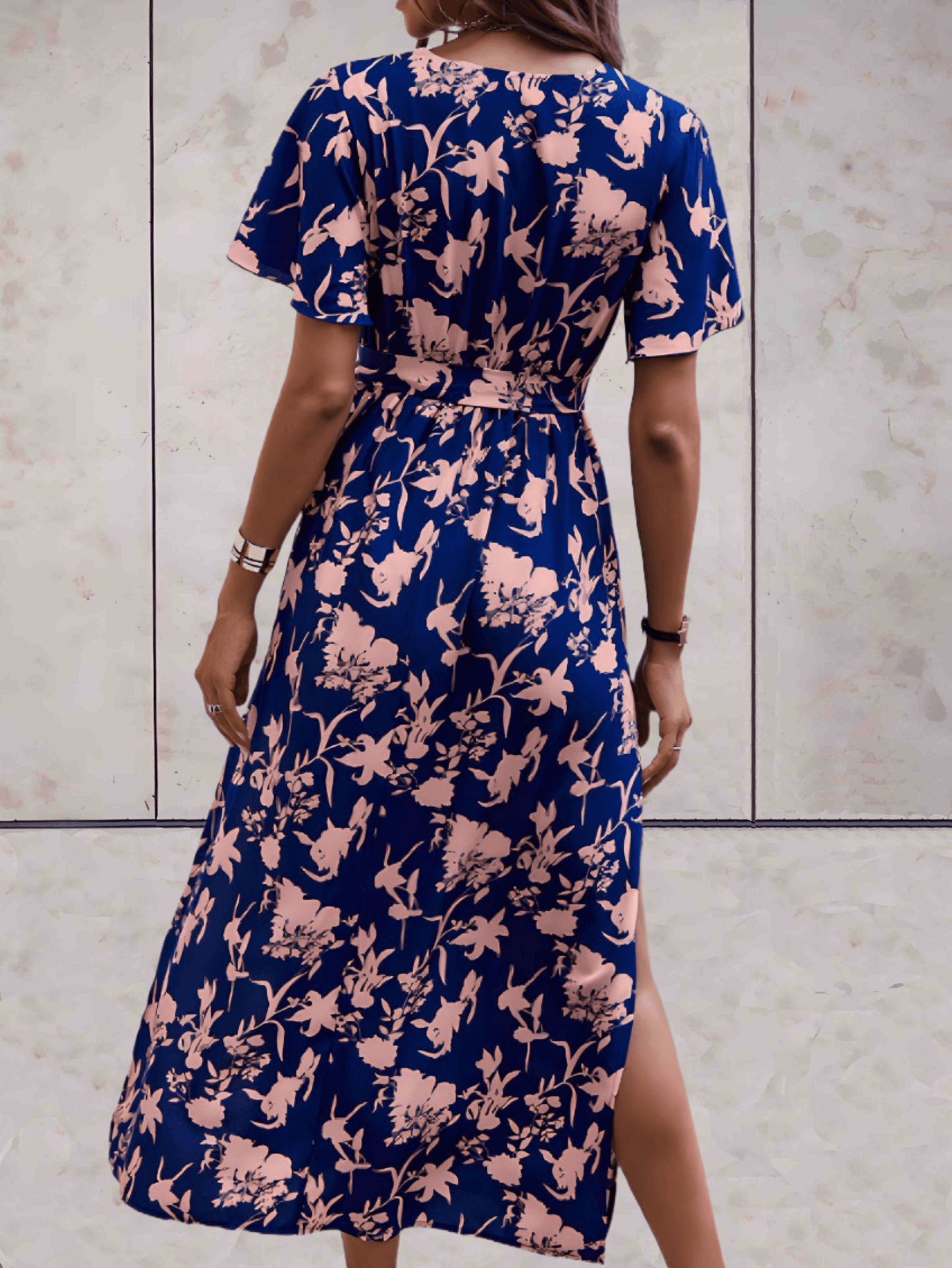'Amelia' Midi-Kleid Blumendruck und hohem Schlitz